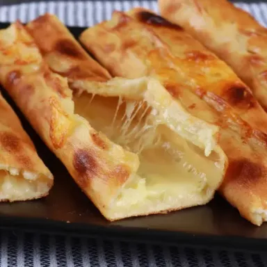 Kaşarlı pide