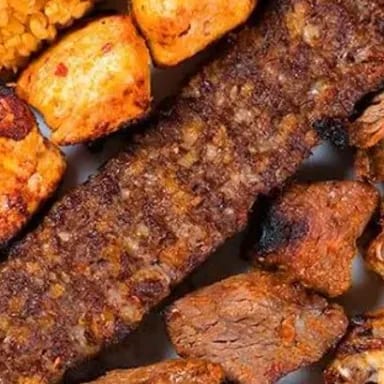 Bulgur pilavlı karışık ızgara